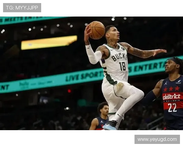 库兹马进攻表现不佳12投仅4中三分球命中率低迷仅得10分5篮板2助攻